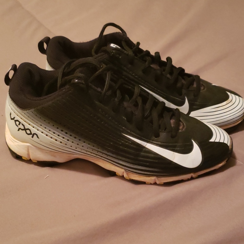 Nike Vapor cleats, size 7